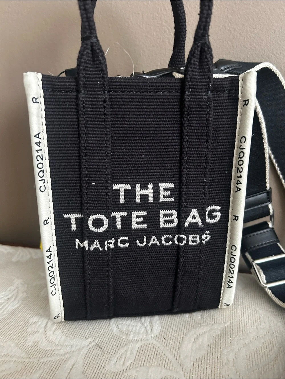 Marc Jacobs The Tote Bag Mini Crossbody in Black & White New
